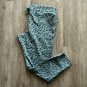 OFFLINE By Aerie Jacquard Peak Leopard Leggings Green & Grey XXL Pockets
